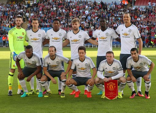 做出关键的 做出关键的